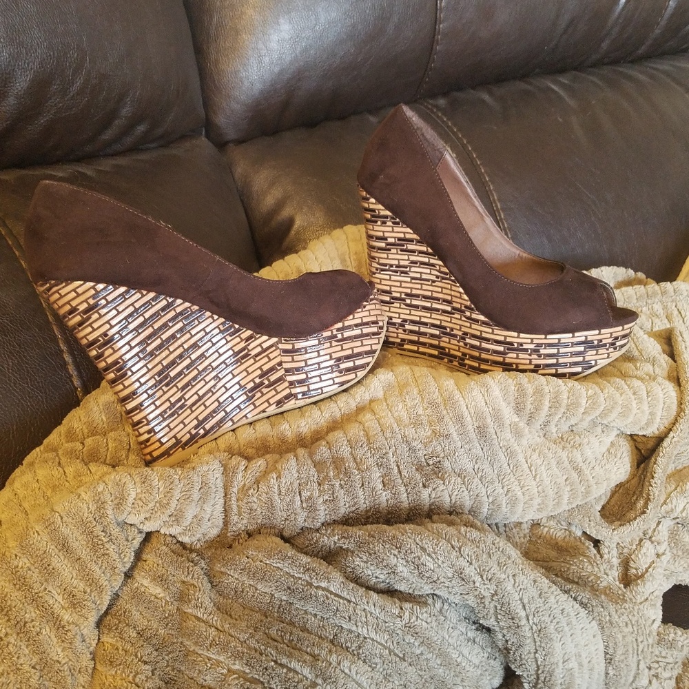 Shoes tall shoes